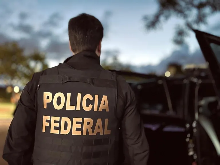 Polícia Federal combate esquema de contrabando e venda ilegal de cigarros eletrônicos em Campo Grande