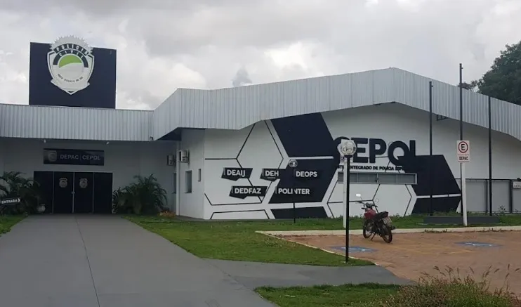 Jovem é executado em campo de futebol na Capital 