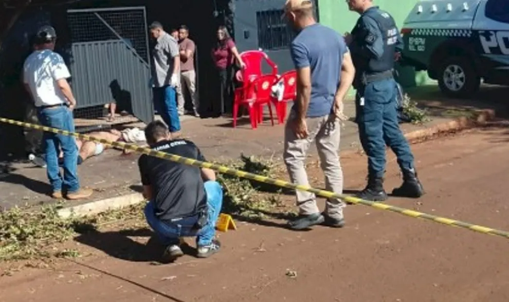 Na porta de casa, homem é executado a tiros em Maracaju